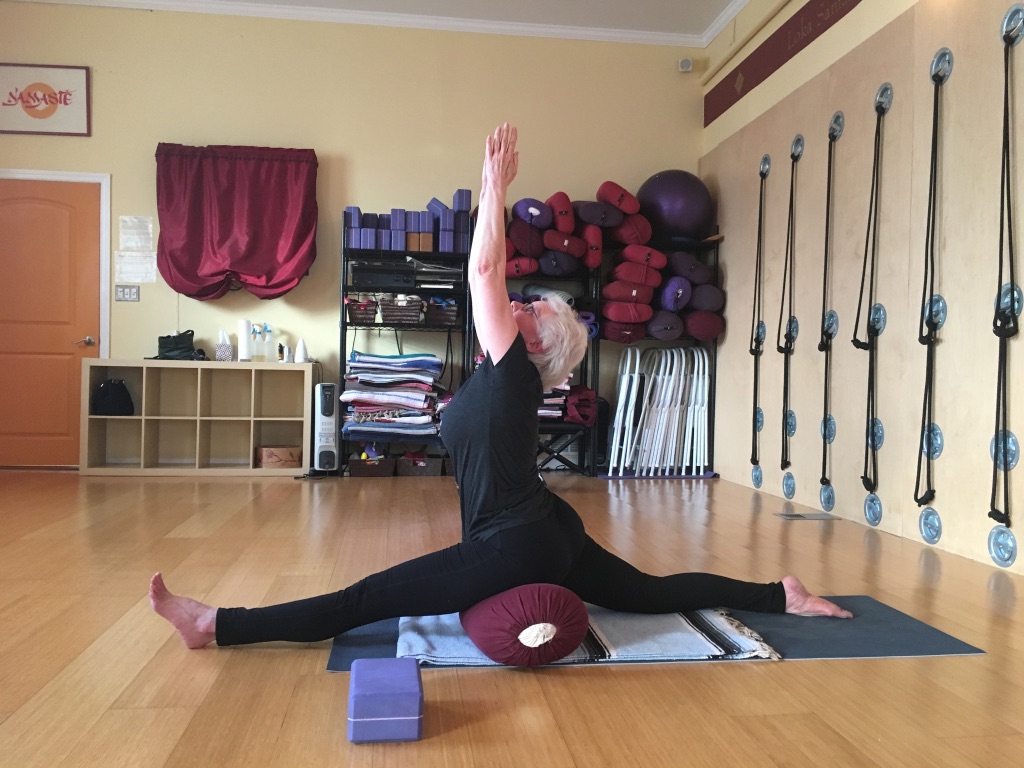Alignment & Balance- One Hour Intermediate Iyengar Yoga